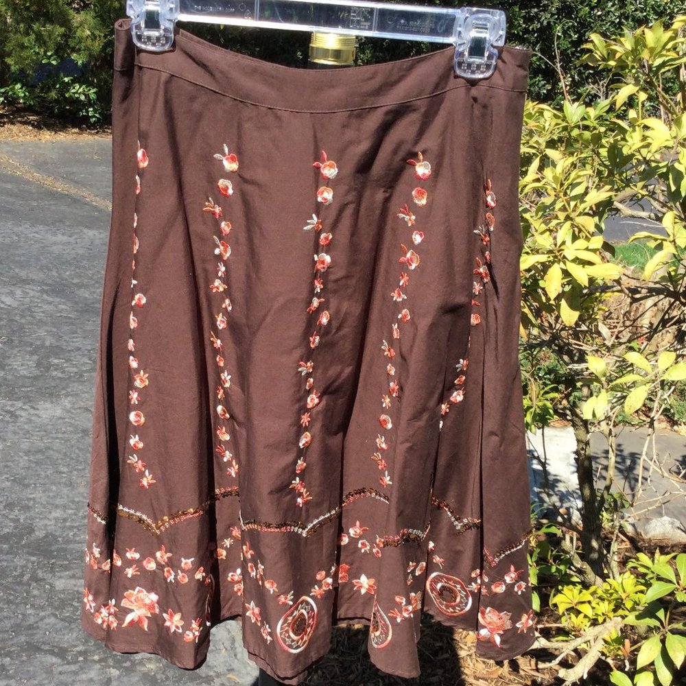 Forever 21 Embroider Floral Flare Midi Skirt